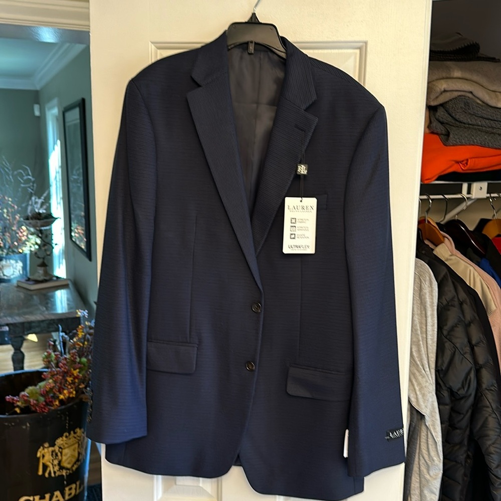 COPY - Men’s sport cost - never worn. All tags still on. Blue with fine black c…